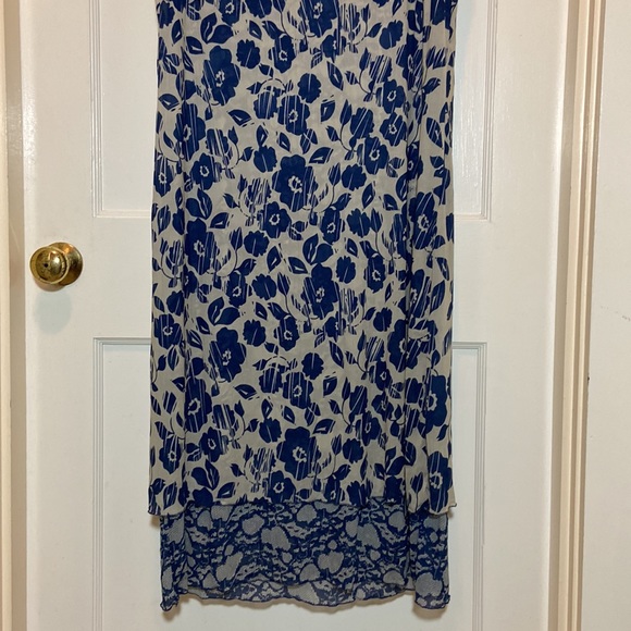 Large Isabella Bird Sleeveless Midi Double Shade Printed Dress - Picture 3 of 9